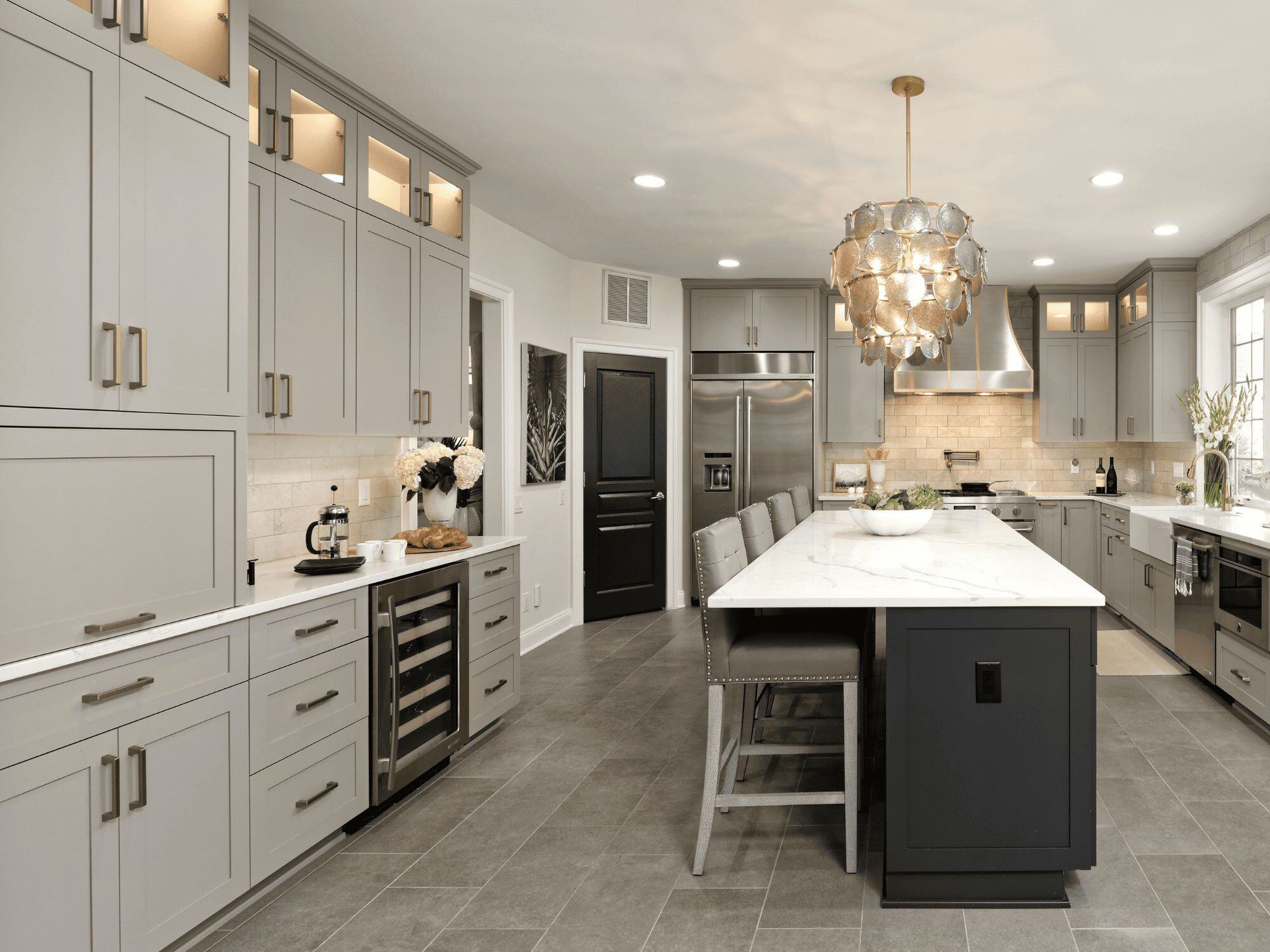 Top Color Trends for 2025 Earthy & Elegant Design Ideas